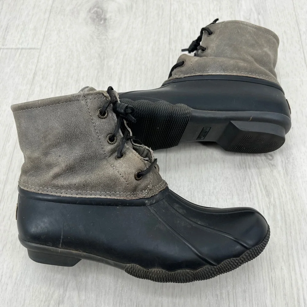 Sperry Women's Duck Boots Ankle Zip Waterproof Grey Suede Rubber Size 7‎